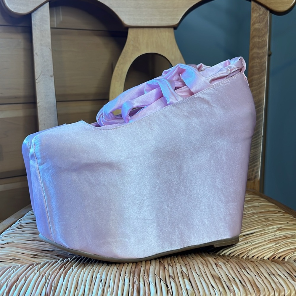 EUC YRU “bae” ballerina satin platforms size 9 - Picture 5 of 11